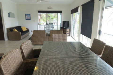 Villa 31 At Tangalooma Resort - Accommodation Daintree 3
