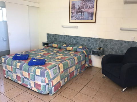 Wagon Wheel Motel - Accommodation Daintree 2