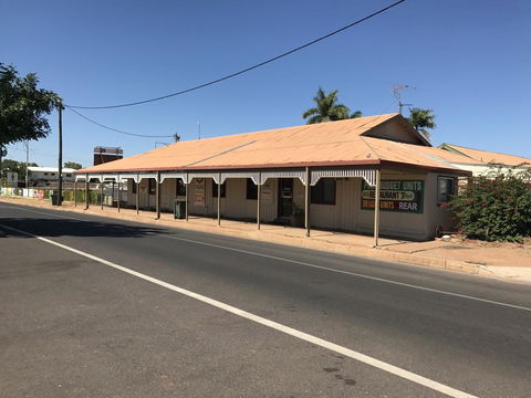 Wagon Wheel Motel - Accommodation Daintree 0