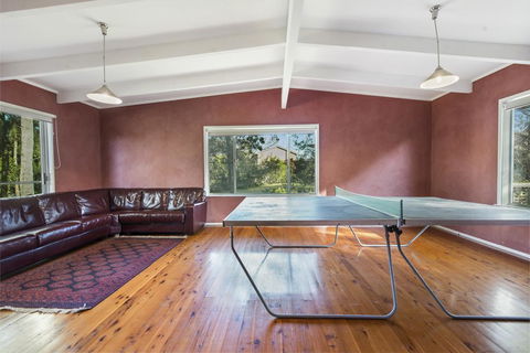 Wallace Street 18 - Linen Included Walk To Beach And Golf Club - Accommodation Daintree 3