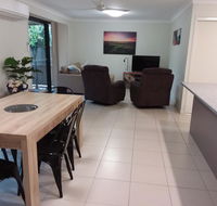 Waratah and Wattle Apartments - Accommodation Daintree