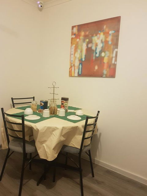 Warm Friendly Family Environment In Braybrook - Accommodation Daintree 3