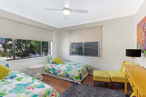 Waterfront At Sunset Boulevard, 26 Sunset Boulevard - Accommodation Daintree 1