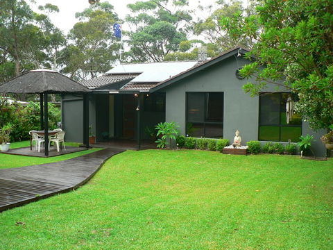 Waterfront Jervis Bay Escape Cooinda - Accommodation Daintree 2