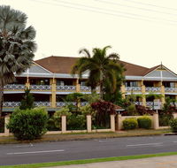 Waterfront Terraces - Accommodation Daintree
