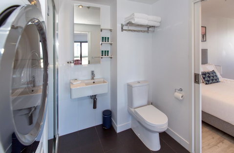 Flinders Luxury Penthouse - Accommodation Daintree 12