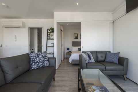 Flinders Luxury Penthouse - Accommodation Daintree 5