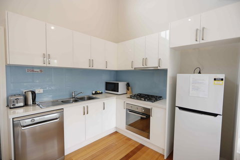 Apollo Bay Seal Apartments - Accommodation Daintree 24