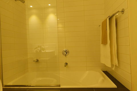 Primrose Apartment Glen Waverley - Accommodation Daintree 8