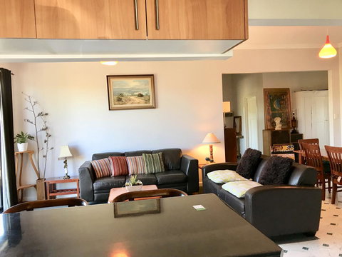 Hillâ€™s Creek Holiday Home - Accommodation Daintree 7