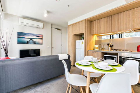 Complete Host 50 Claremont St Apartments - Accommodation Daintree 25