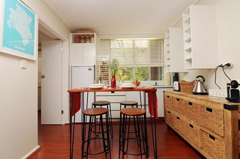 Colour Pop Fitzroy - 3 Bedroom Pet Friendly - Accommodation Daintree 3