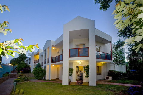 Hawthorn Gardens Serviced Apartments - Accommodation Daintree 6