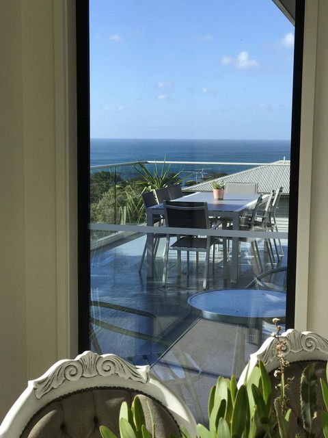 Lorne Sea View Terrace House - Accommodation Daintree 9