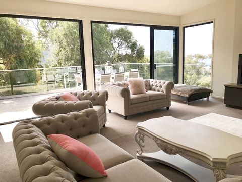 Lorne Sea View Terrace House - Accommodation Daintree 32