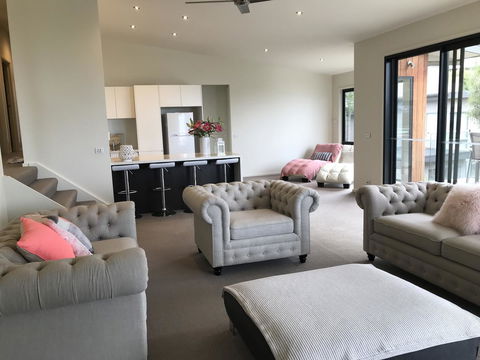Lorne Sea View Terrace House - Accommodation Daintree 44