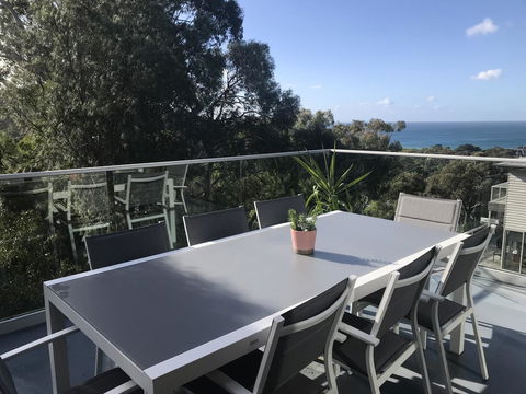 Lorne Sea View Terrace House - Accommodation Daintree 16