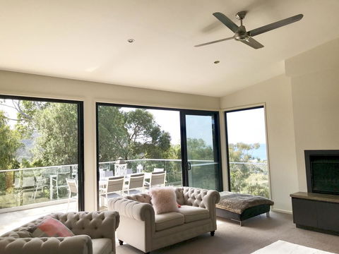 Lorne Sea View Terrace House - Accommodation Daintree 20