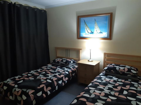 Elevated Holiday House Overlooks Tranquil Wetlands - Accommodation Daintree 8