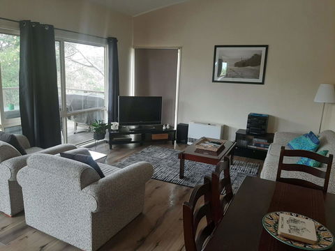 Elevated Holiday House Overlooks Tranquil Wetlands - Accommodation Daintree 1