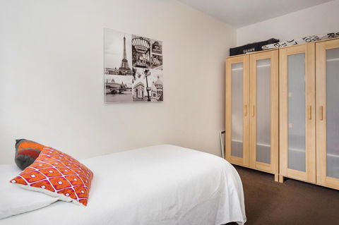 Melbourne Villa - Accommodation Daintree 34