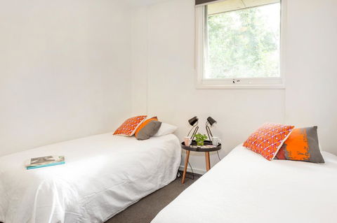 Melbourne Villa - Accommodation Daintree 32