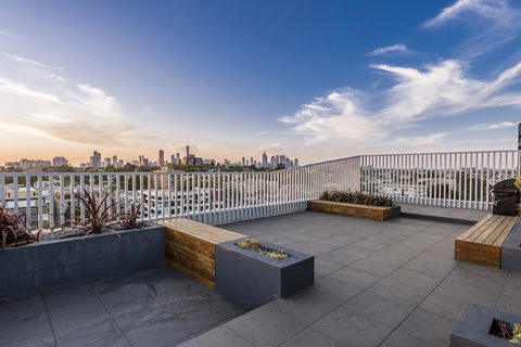 Oaks Melbourne South Yarra Suites - Accommodation Daintree 8