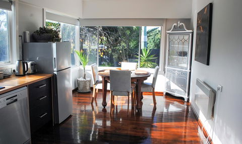 Bed Of Roses - Accommodation Daintree 37
