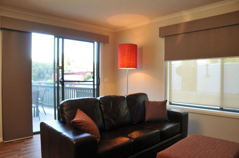 National Hotel Complex Bendigo - Accommodation Daintree 25