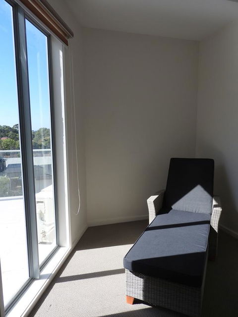 Phillip Island Towers - Accommodation Daintree 11