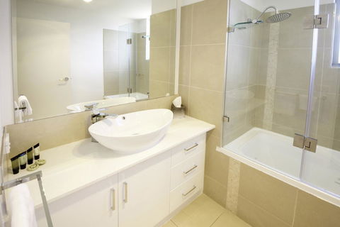 Phillip Island Towers - Accommodation Daintree 25