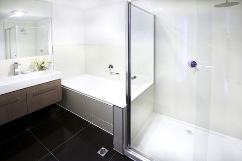 Phillip Island Towers - Accommodation Daintree 35