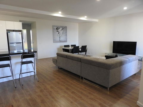 Phillip Island Towers - Accommodation Daintree 19