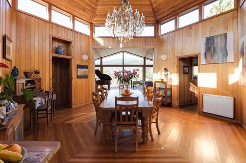 Kangaroo Manor - Accommodation Daintree 22
