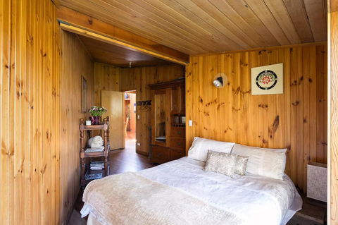 Kangaroo Manor - Accommodation Daintree 18