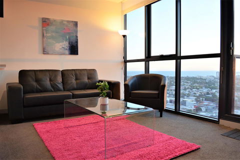 Royal Stays Apartments - Clarendon St - Accommodation Daintree 3