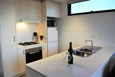 Royal Stays Apartments - Clarendon St - Accommodation Daintree 2