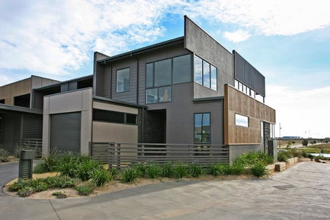1 Pebble Place - Accommodation Daintree 1