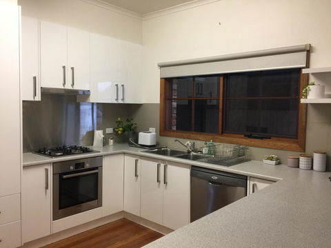 Bricks And Roses - Accommodation Daintree 8