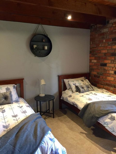 Bricks And Roses - Accommodation Daintree 15