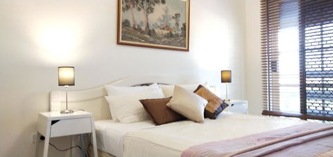 The Gallery Hours - Accommodation Daintree 2