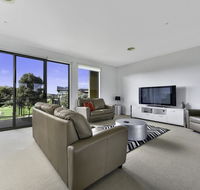 23 Coast Drive Torquay - Accommodation Daintree