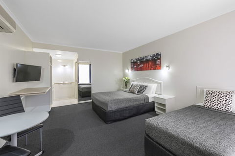 Cathedral Motor Inn - Accommodation Daintree 16