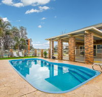 Hybiscus Waterfront Apartments - Accommodation Daintree