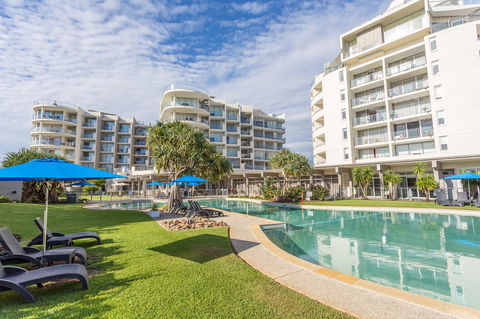Ramada By Wyndham Marcoola Beach - Accommodation Daintree 15