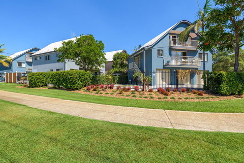 Rainbow Getaway Holiday Apartments - Accommodation Daintree 22