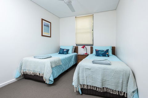Coloured Sands - Rainbow Beach Resort - 5 Mins To Beach - Accommodation Daintree 7
