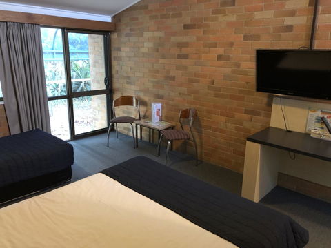 Bribie Island Hotel - Accommodation Daintree 20