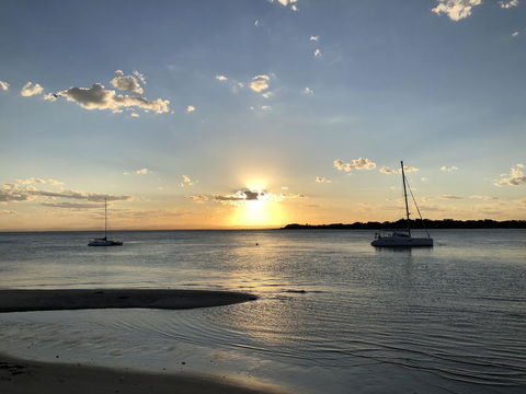 Bribie Island Hotel - Accommodation Daintree 8