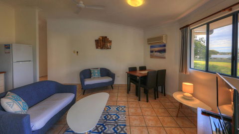 Dolphin Waters - Accommodation Daintree 3